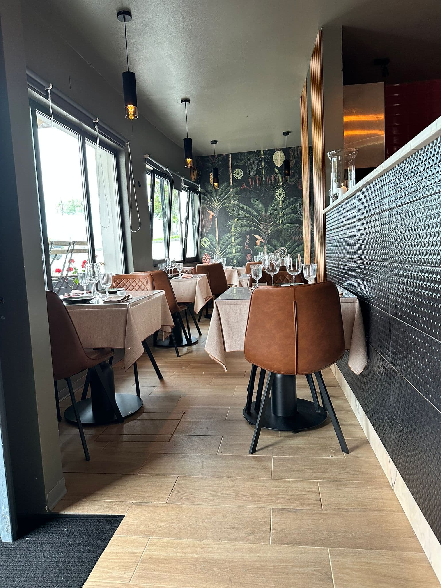 A sala de jantar à luz das velas